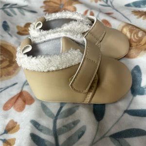 Baby winter shoes